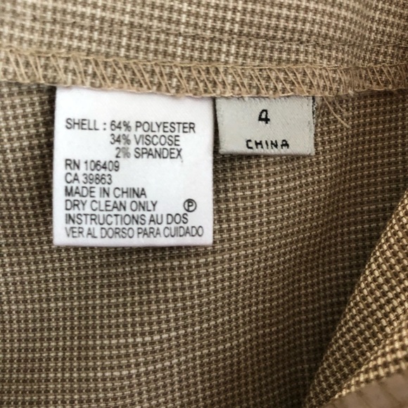 Tahari Fitted SUIT size 4 - Picture 5 of 5